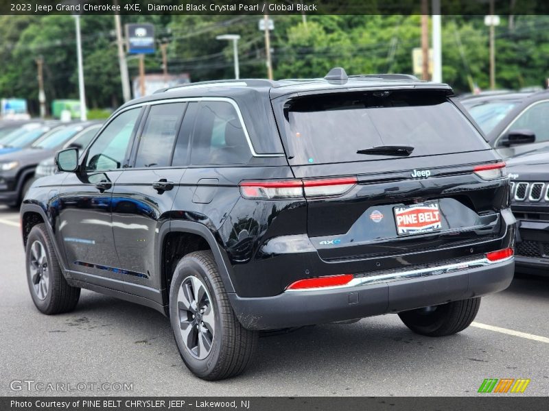 Diamond Black Crystal Pearl / Global Black 2023 Jeep Grand Cherokee 4XE