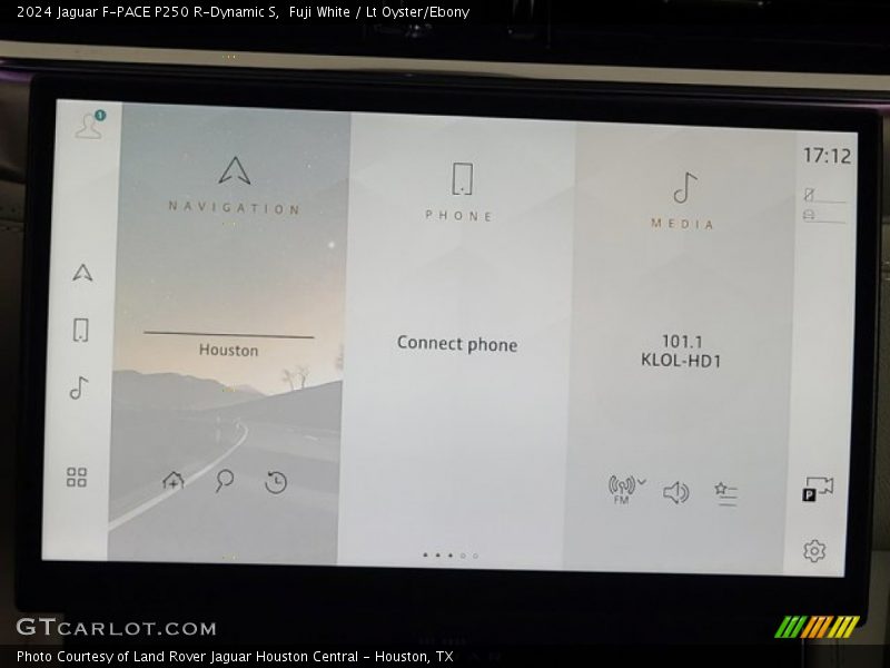 Controls of 2024 F-PACE P250 R-Dynamic S