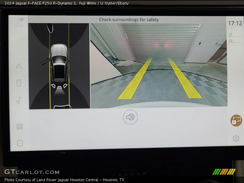 Controls of 2024 F-PACE P250 R-Dynamic S