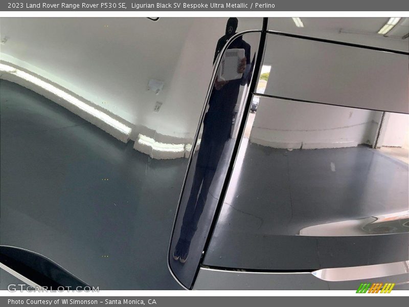 Ligurian Black SV Bespoke Ultra Metallic / Perlino 2023 Land Rover Range Rover P530 SE