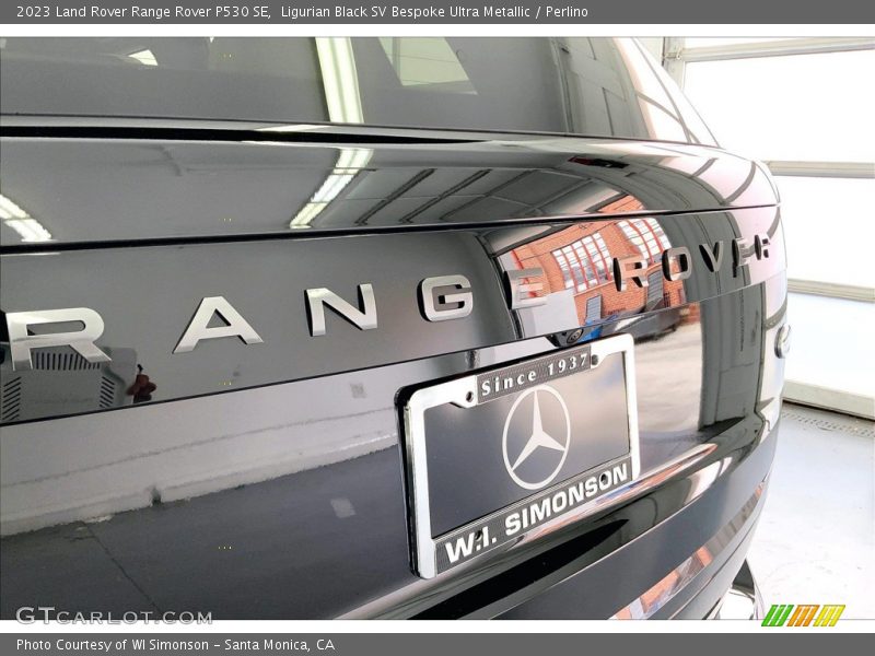 Ligurian Black SV Bespoke Ultra Metallic / Perlino 2023 Land Rover Range Rover P530 SE