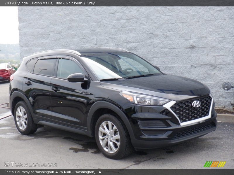 Black Noir Pearl / Gray 2019 Hyundai Tucson Value