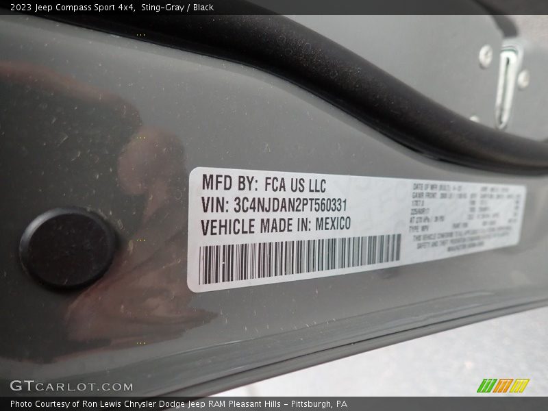 Sting-Gray / Black 2023 Jeep Compass Sport 4x4