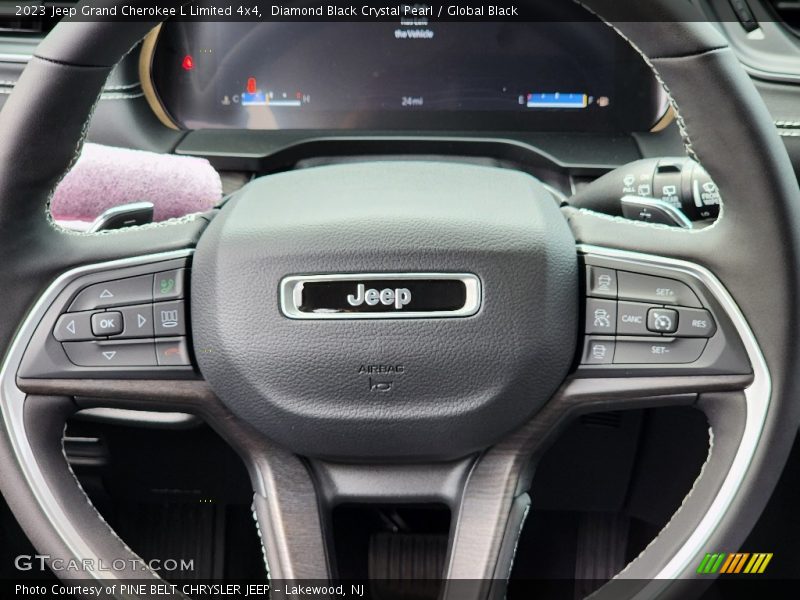 Diamond Black Crystal Pearl / Global Black 2023 Jeep Grand Cherokee L Limited 4x4
