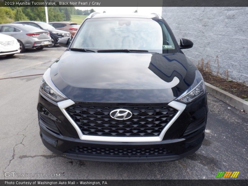 Black Noir Pearl / Gray 2019 Hyundai Tucson Value
