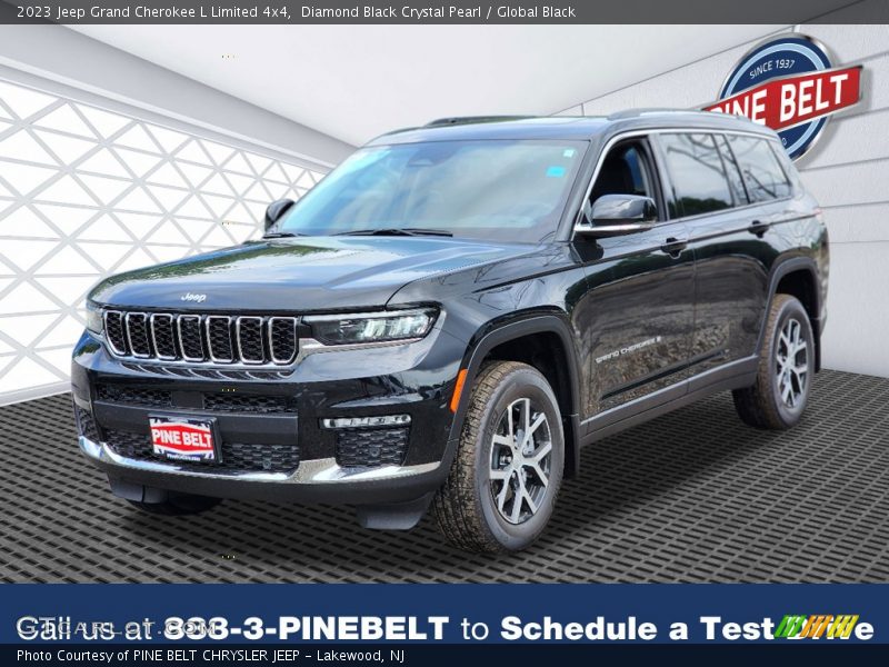 Diamond Black Crystal Pearl / Global Black 2023 Jeep Grand Cherokee L Limited 4x4
