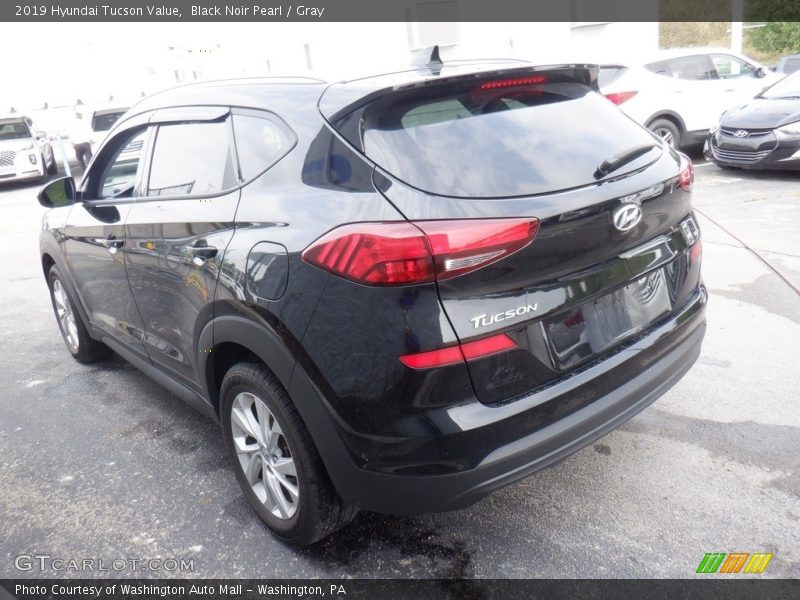 Black Noir Pearl / Gray 2019 Hyundai Tucson Value