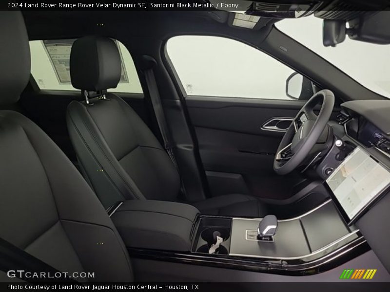 Santorini Black Metallic / Ebony 2024 Land Rover Range Rover Velar Dynamic SE