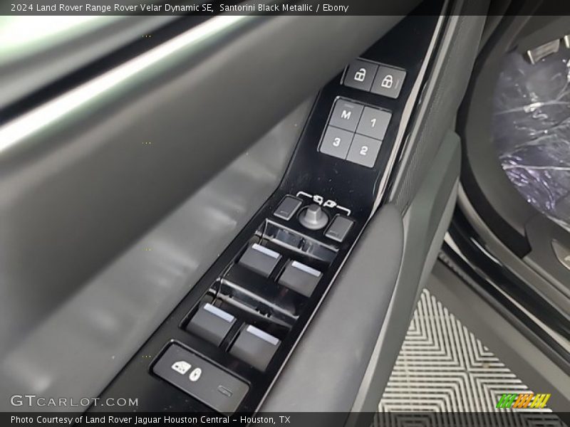 Santorini Black Metallic / Ebony 2024 Land Rover Range Rover Velar Dynamic SE