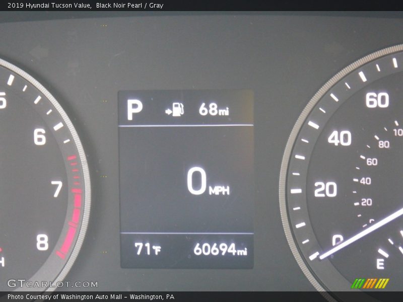 Black Noir Pearl / Gray 2019 Hyundai Tucson Value