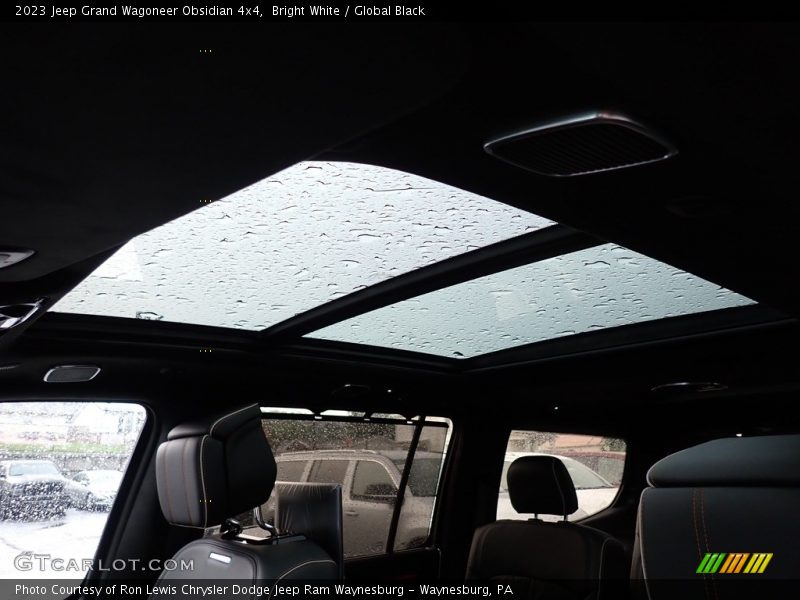 Sunroof of 2023 Grand Wagoneer Obsidian 4x4