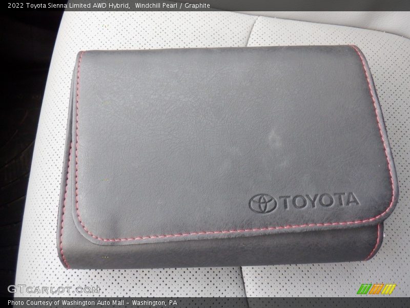 Windchill Pearl / Graphite 2022 Toyota Sienna Limited AWD Hybrid