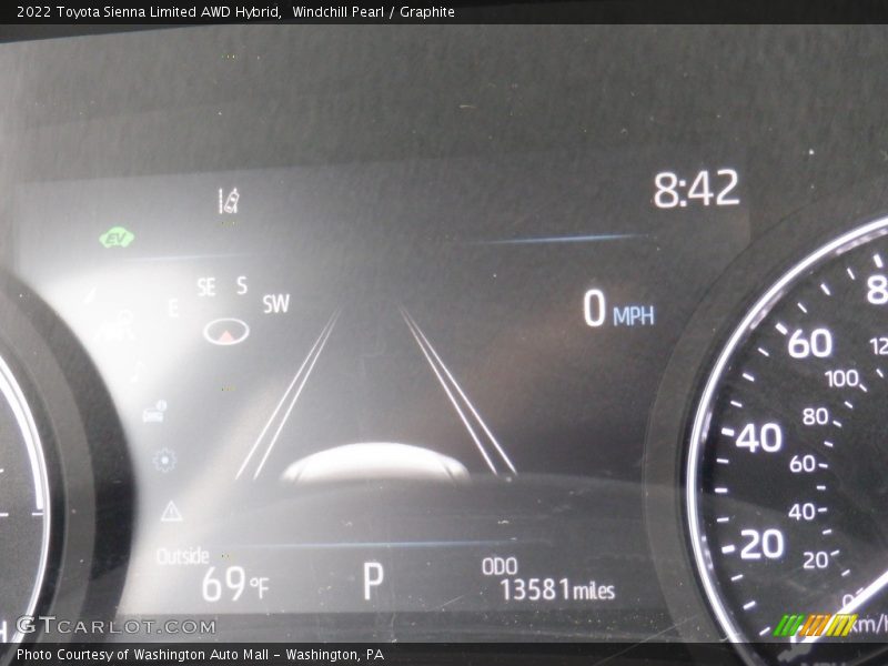 Windchill Pearl / Graphite 2022 Toyota Sienna Limited AWD Hybrid