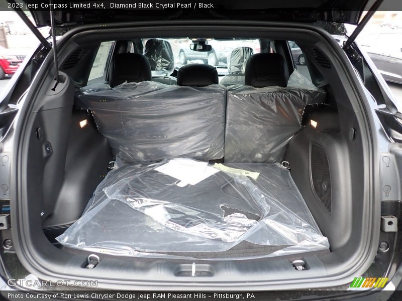 Diamond Black Crystal Pearl / Black 2023 Jeep Compass Limited 4x4