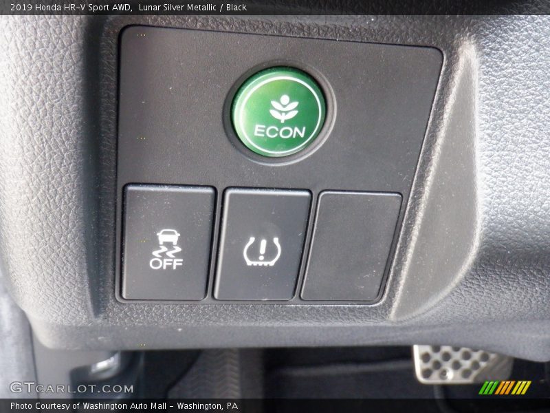 Lunar Silver Metallic / Black 2019 Honda HR-V Sport AWD