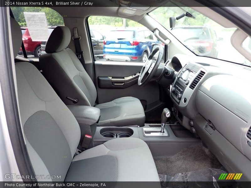 Front Seat of 2014 Xterra S 4x4