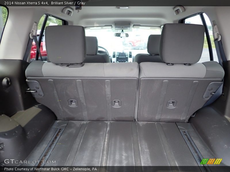  2014 Xterra S 4x4 Trunk