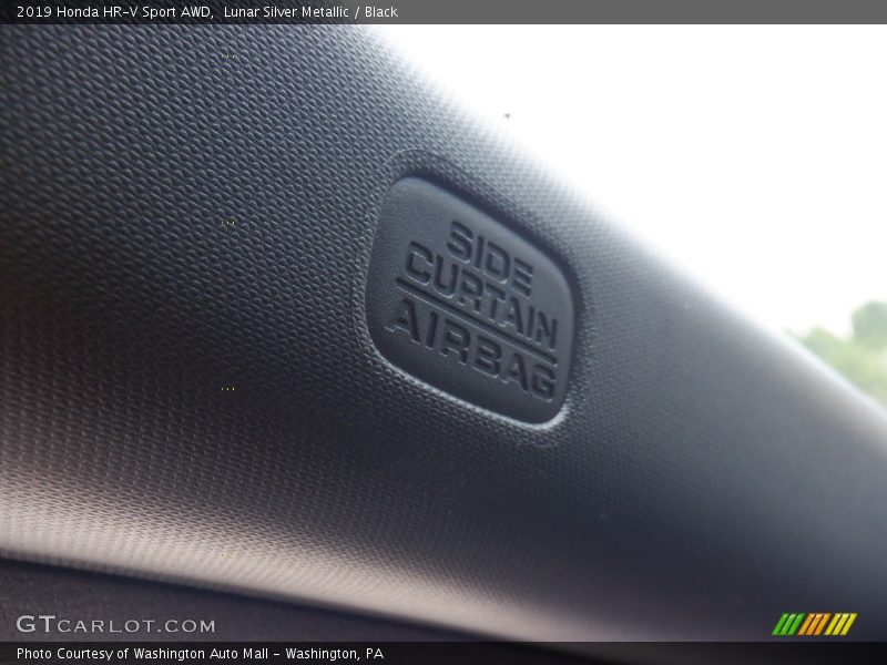 Lunar Silver Metallic / Black 2019 Honda HR-V Sport AWD