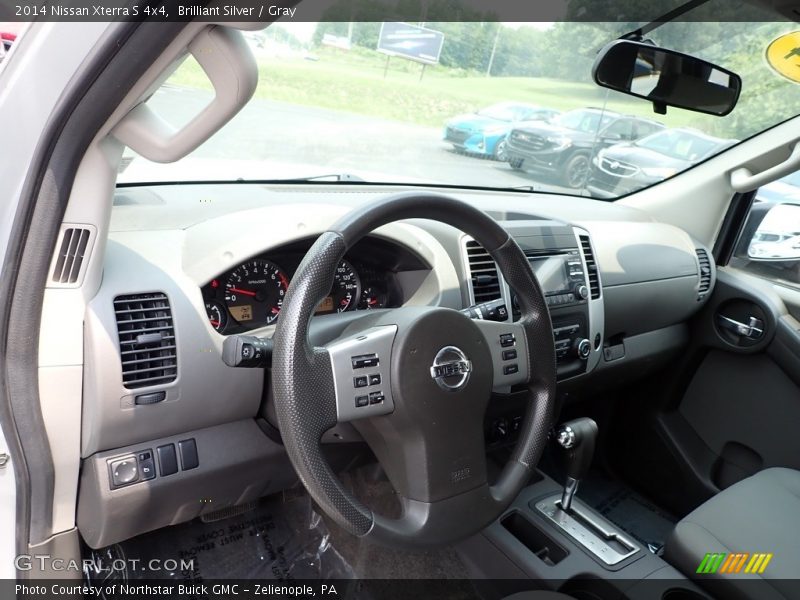  2014 Xterra S 4x4 Steering Wheel
