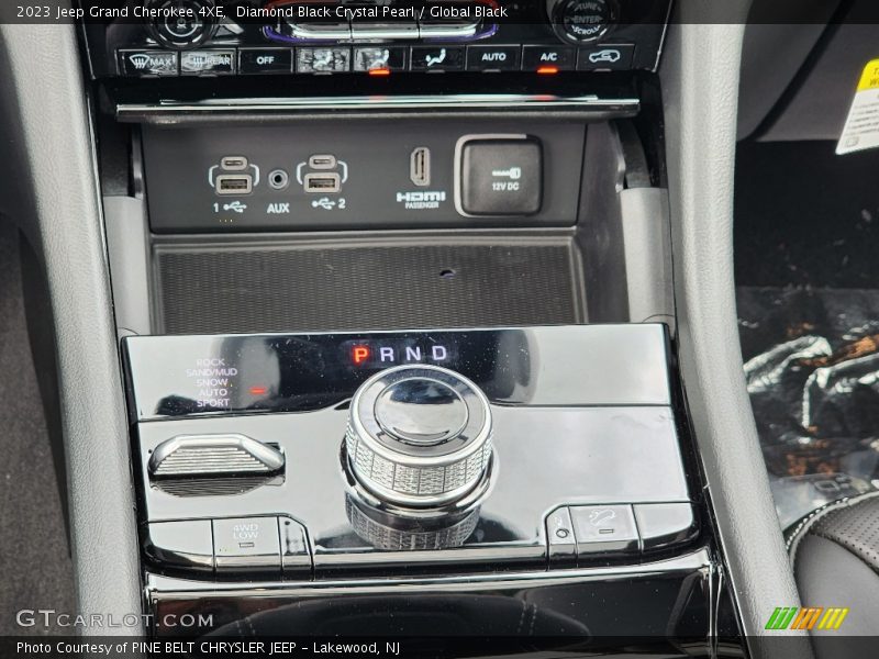 Diamond Black Crystal Pearl / Global Black 2023 Jeep Grand Cherokee 4XE