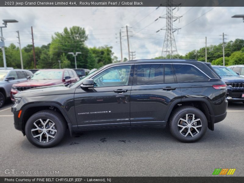 Rocky Mountain Pearl / Global Black 2023 Jeep Grand Cherokee Limited 4x4