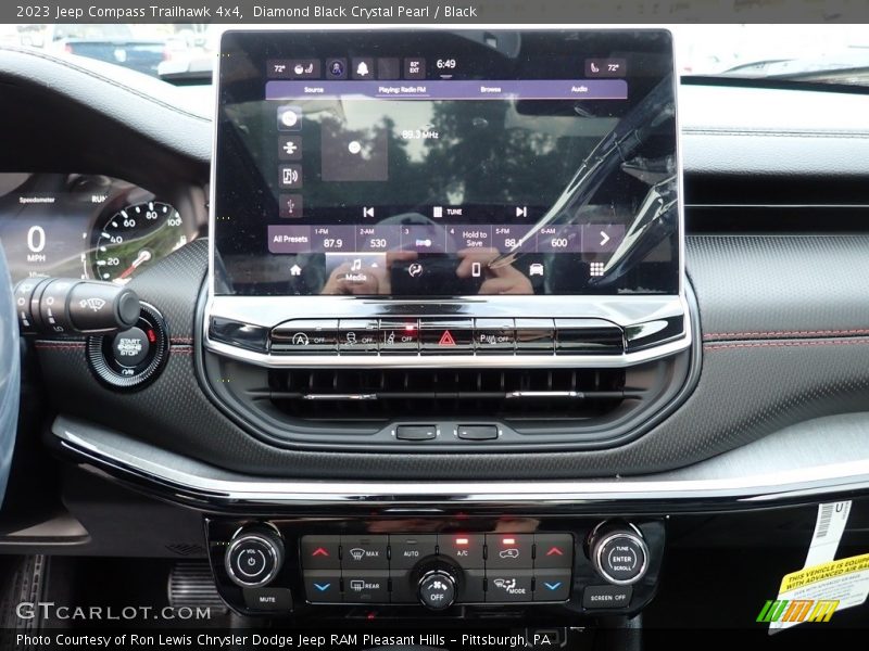 Diamond Black Crystal Pearl / Black 2023 Jeep Compass Trailhawk 4x4