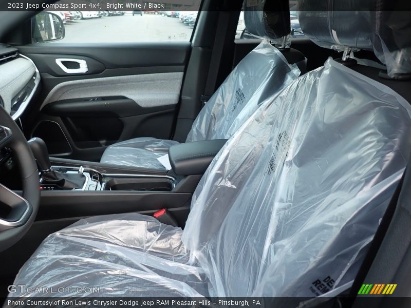 Bright White / Black 2023 Jeep Compass Sport 4x4