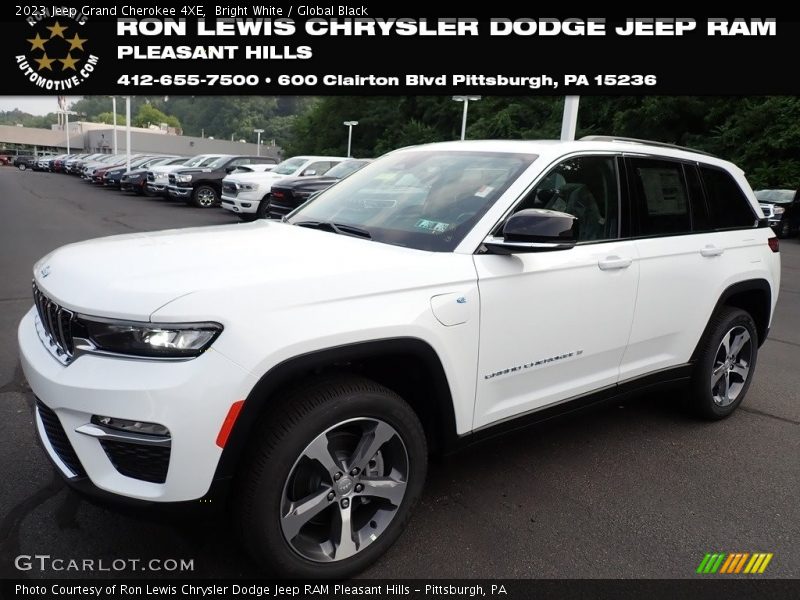Bright White / Global Black 2023 Jeep Grand Cherokee 4XE