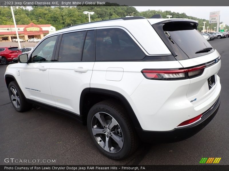 Bright White / Global Black 2023 Jeep Grand Cherokee 4XE