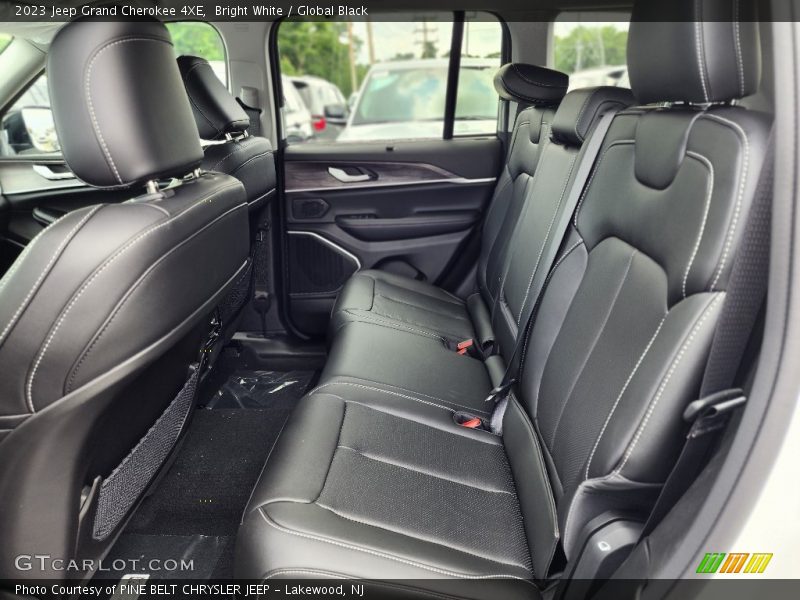 Bright White / Global Black 2023 Jeep Grand Cherokee 4XE