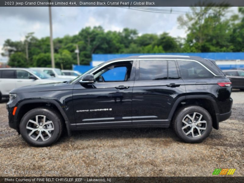 Diamond Black Crystal Pearl / Global Black 2023 Jeep Grand Cherokee Limited 4x4