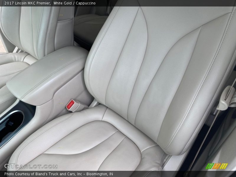 White Gold / Cappuccino 2017 Lincoln MKC Premier