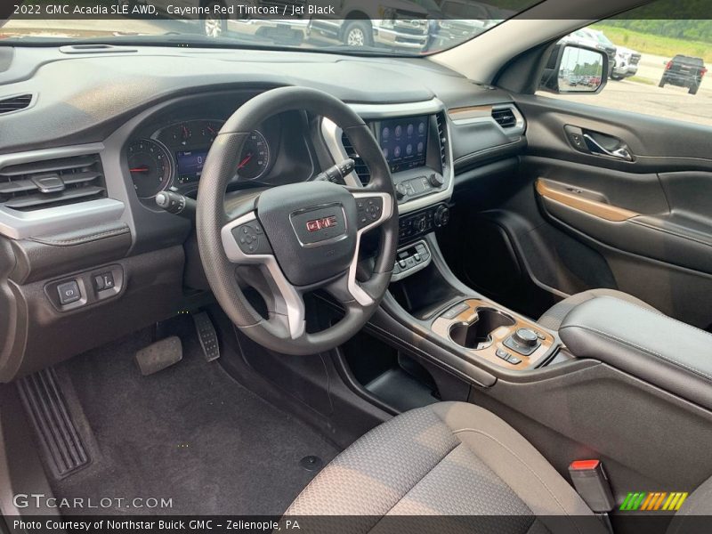 Cayenne Red Tintcoat / Jet Black 2022 GMC Acadia SLE AWD