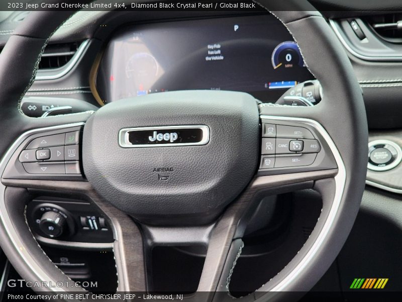 Diamond Black Crystal Pearl / Global Black 2023 Jeep Grand Cherokee Limited 4x4