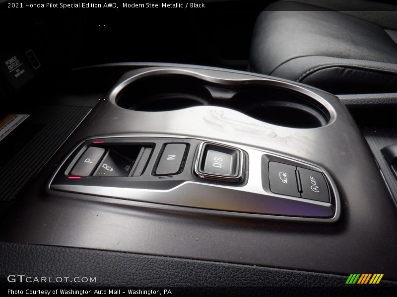 Modern Steel Metallic / Black 2021 Honda Pilot Special Edition AWD