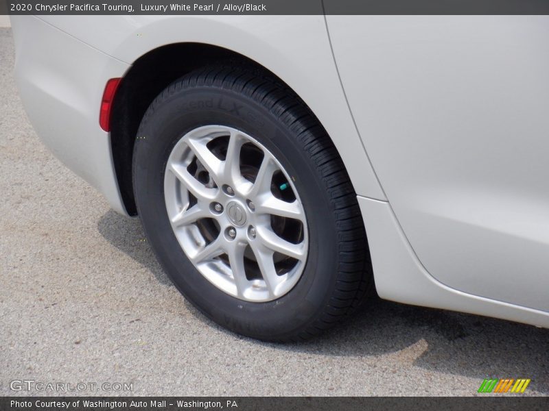  2020 Pacifica Touring Wheel