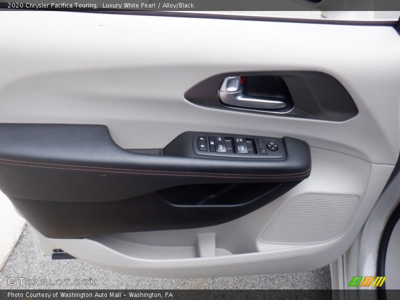 Luxury White Pearl / Alloy/Black 2020 Chrysler Pacifica Touring