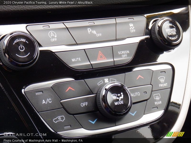 Luxury White Pearl / Alloy/Black 2020 Chrysler Pacifica Touring
