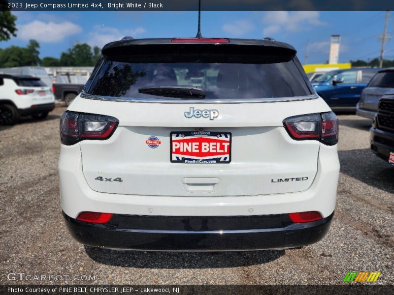 Bright White / Black 2023 Jeep Compass Limited 4x4