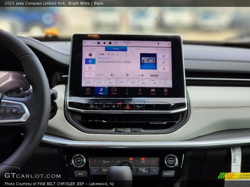 Bright White / Black 2023 Jeep Compass Limited 4x4