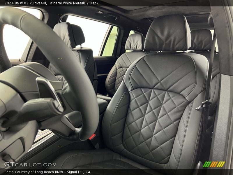 Front Seat of 2024 X7 xDrive40i