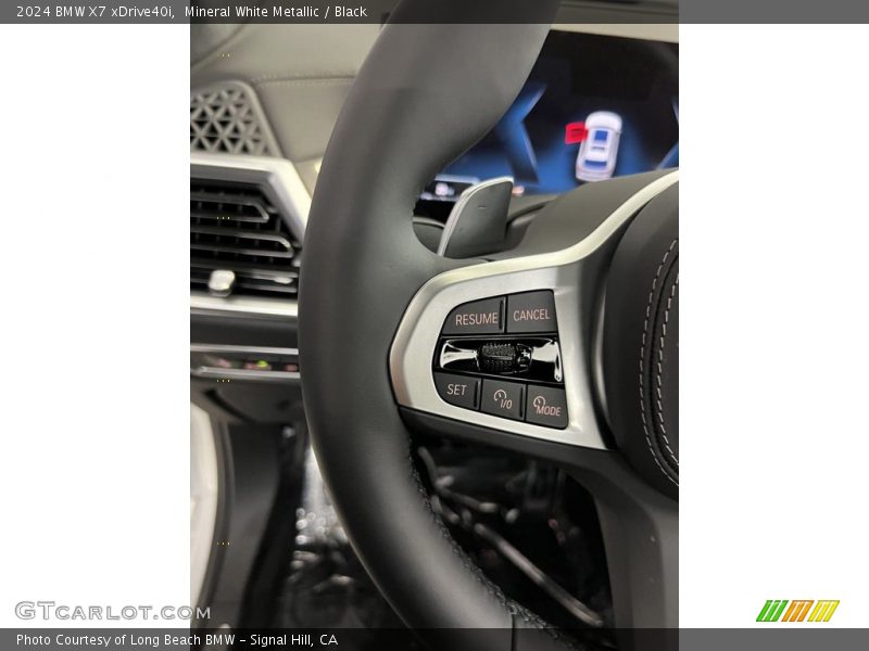  2024 X7 xDrive40i Steering Wheel