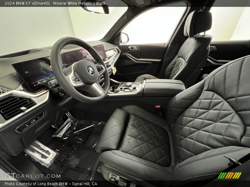 2024 X7 xDrive40i Black Interior