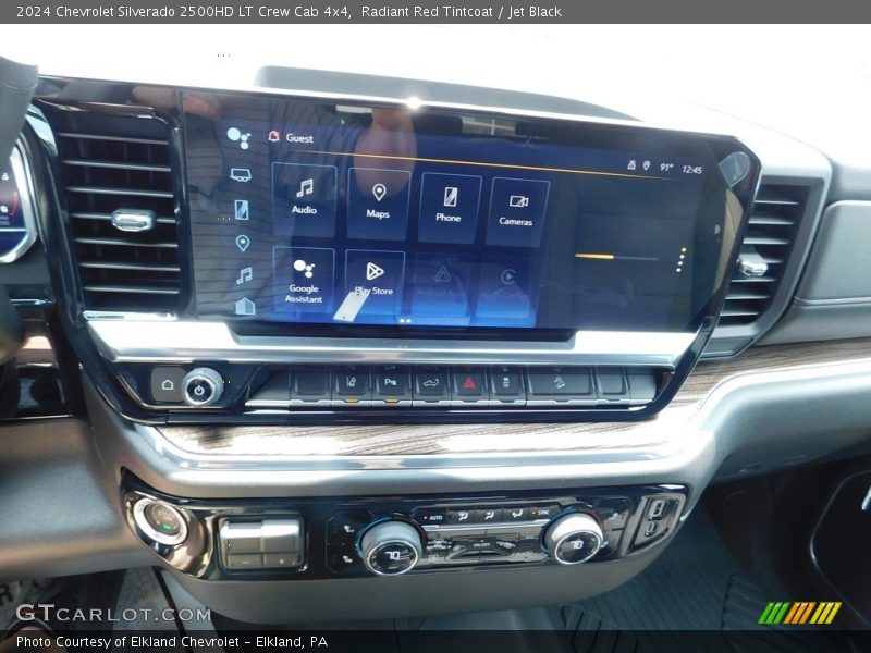 Controls of 2024 Silverado 2500HD LT Crew Cab 4x4