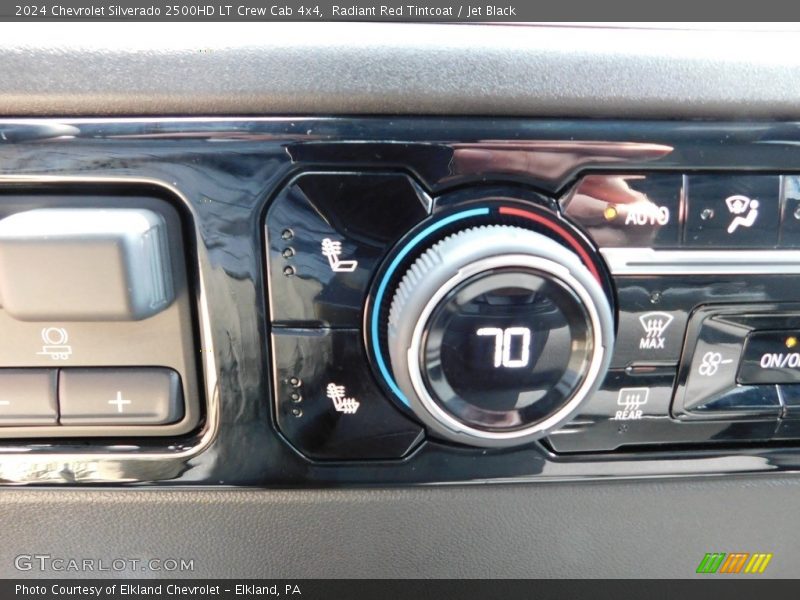 Controls of 2024 Silverado 2500HD LT Crew Cab 4x4