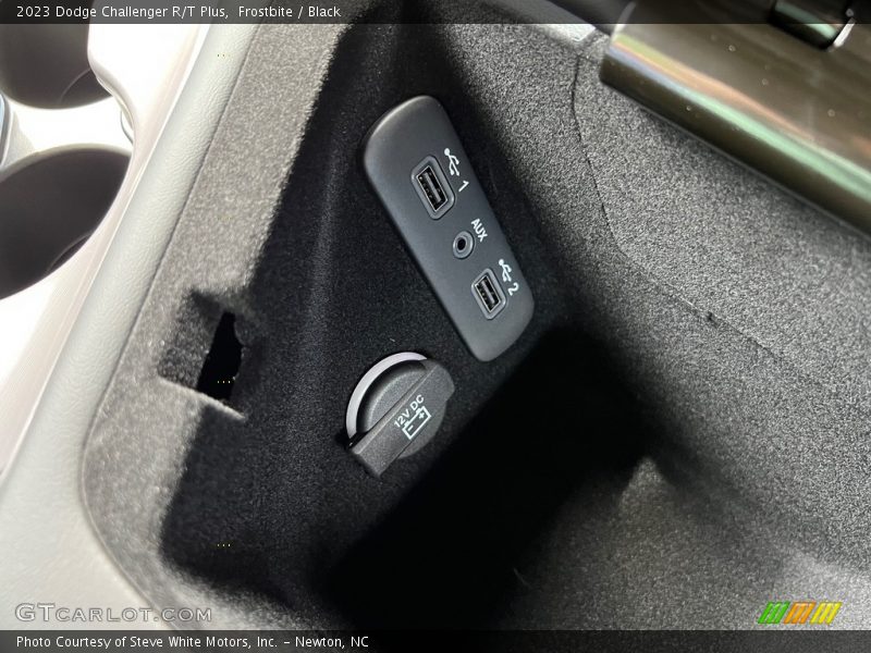 Frostbite / Black 2023 Dodge Challenger R/T Plus
