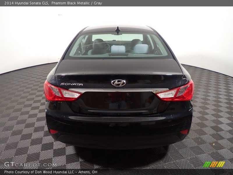 Phantom Black Metallic / Gray 2014 Hyundai Sonata GLS