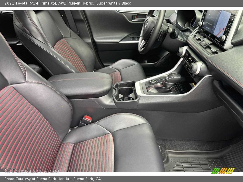 Super White / Black 2021 Toyota RAV4 Prime XSE AWD Plug-In Hybrid