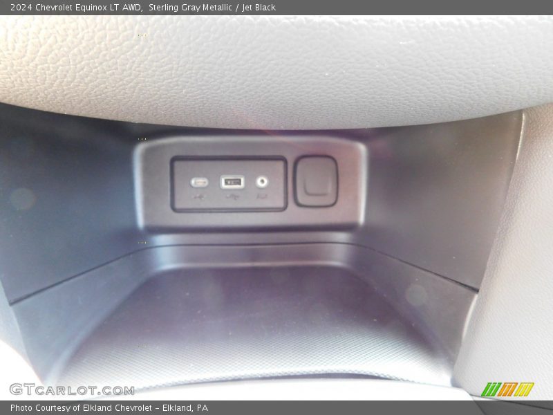 Sterling Gray Metallic / Jet Black 2024 Chevrolet Equinox LT AWD