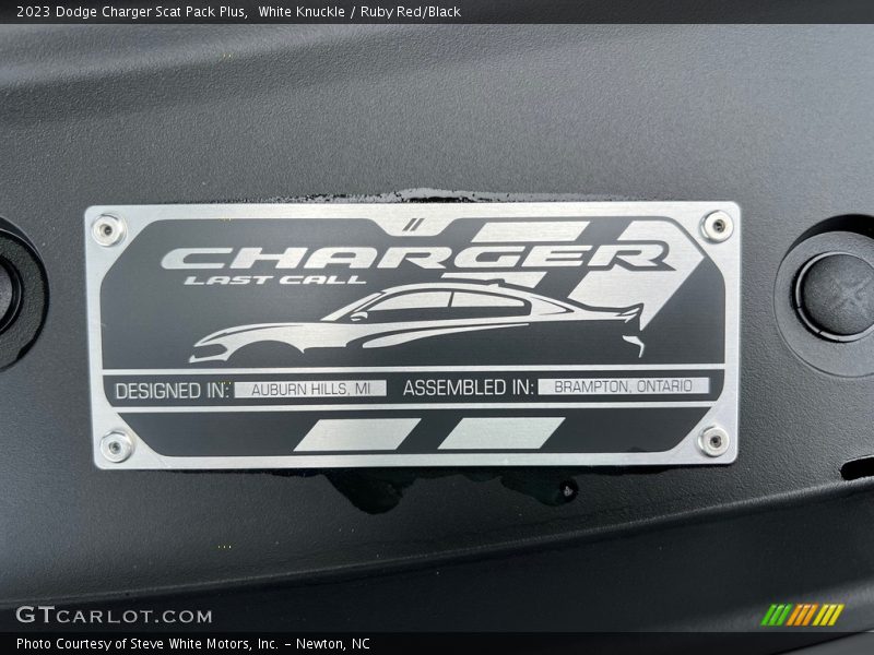 White Knuckle / Ruby Red/Black 2023 Dodge Charger Scat Pack Plus